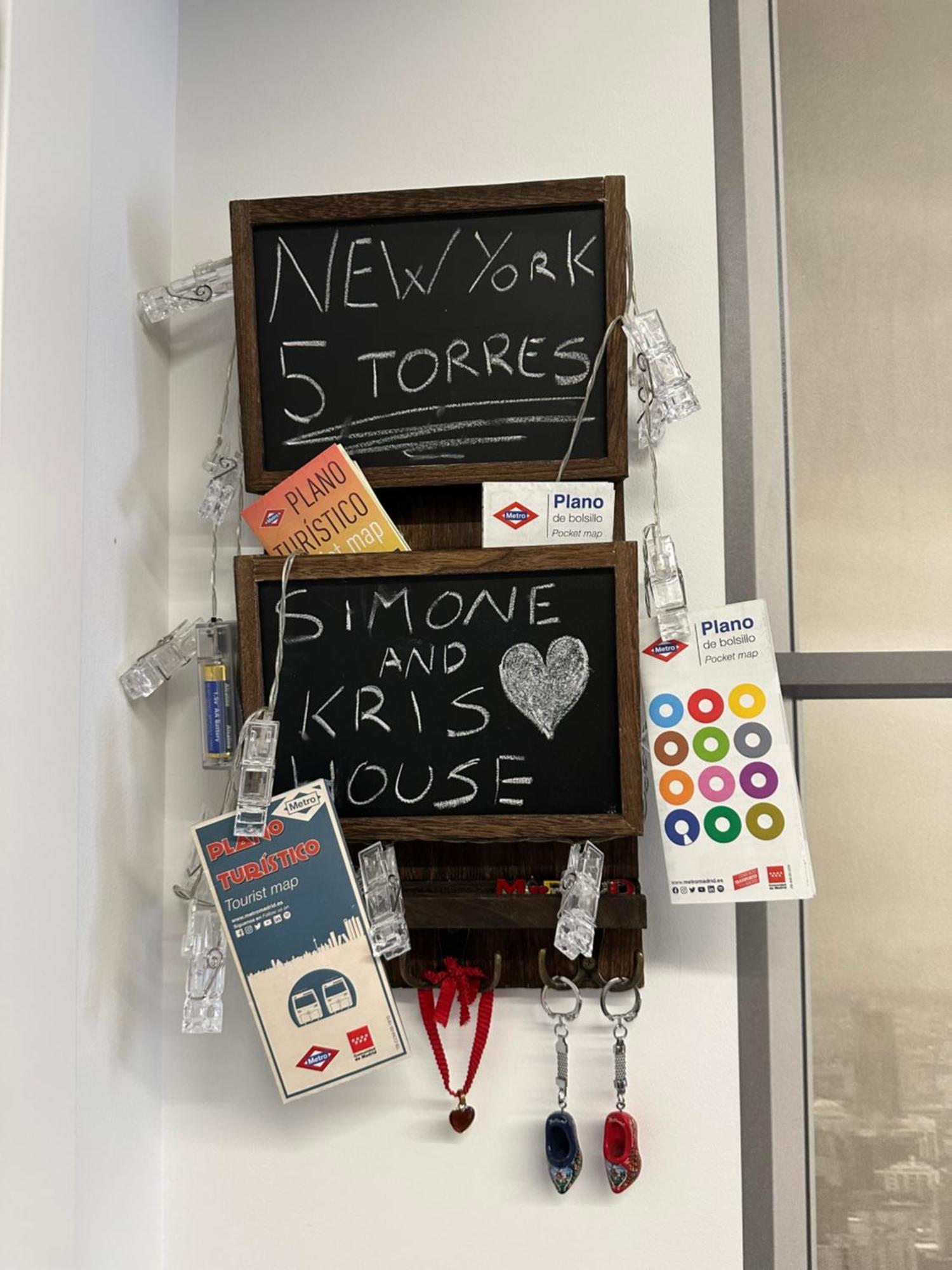 Habitacion New York - 5 Torres Madrid Ngoại thất bức ảnh